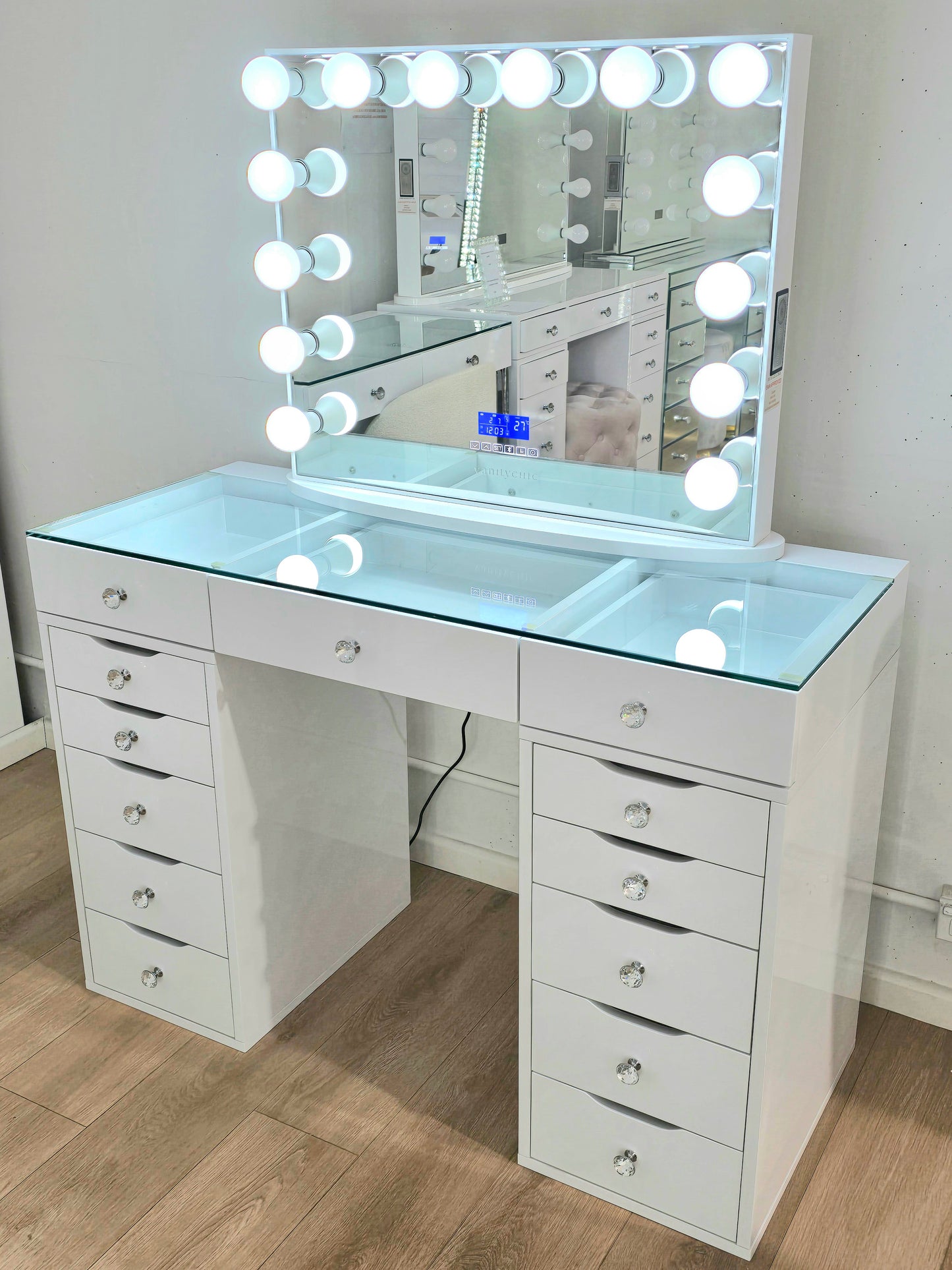 HIGH QUALITY - Mini ARIA Beauty Station + Large YSABEL Makeup Mirror with Lights