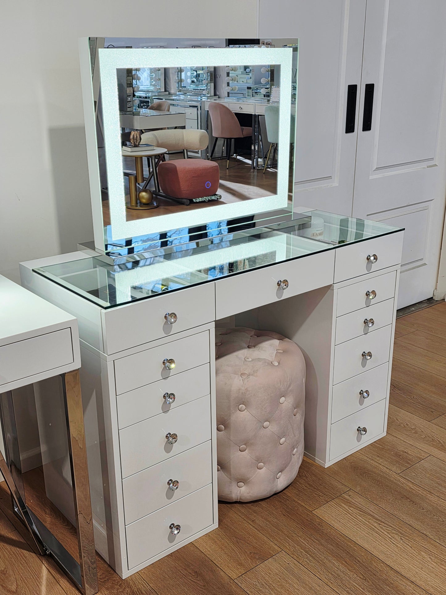 HIGH QUALITY - Mini Mila Rose Beauty Station + Large Crystal Makeup Mirror with Tri-Lights