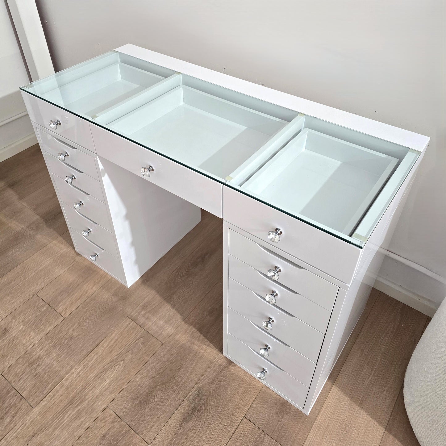 HIGH QUALITY - Mini Aria Beauty Station