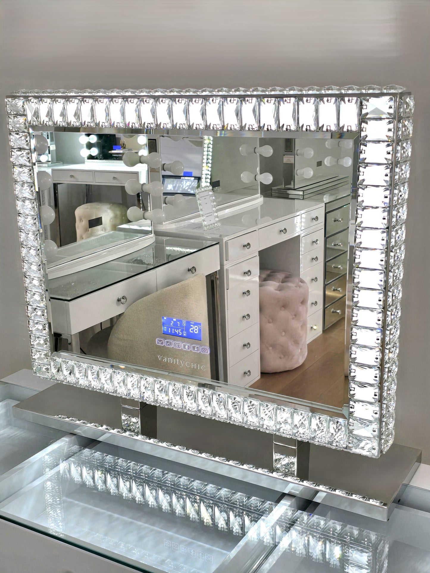HIGH QUALITY - Mini ARIA Beauty Station + DiamondX Makeup Mirror
