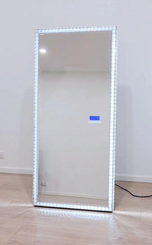 DiamondX Floor Mirror / Hollywood Makeup Mirror with Tri-Lights + Bluetooth Speaker