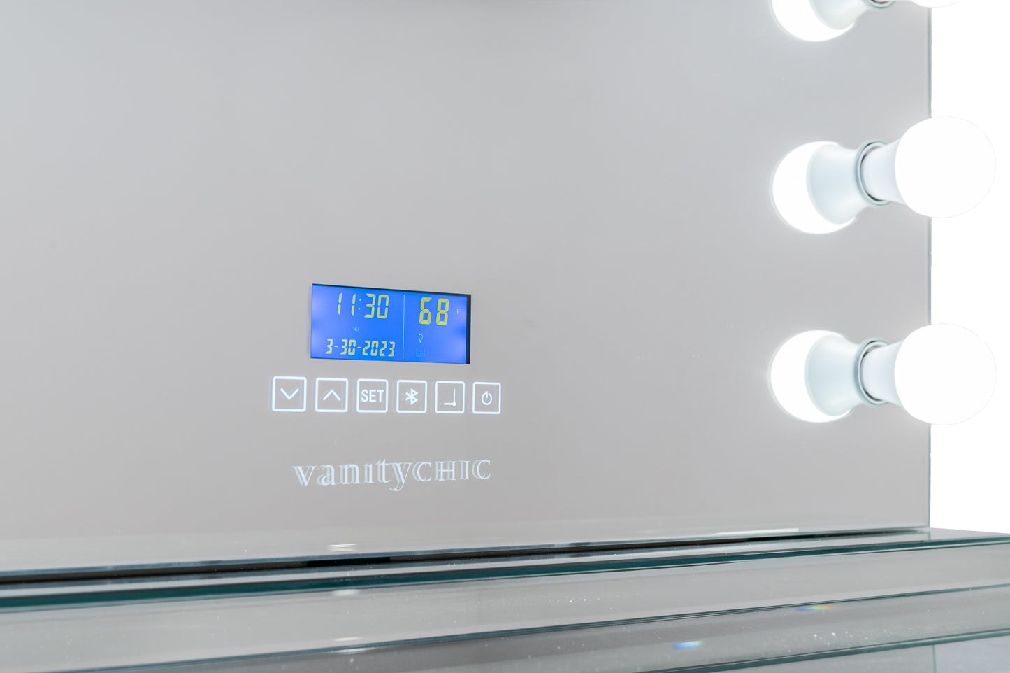 HIGH QUALITY - VALENTINA Hollywood Makeup Mirror with Tri-Lights