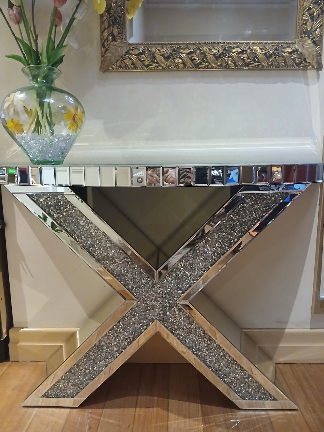 XENO Console / Hallway Table with Crushed Diamond