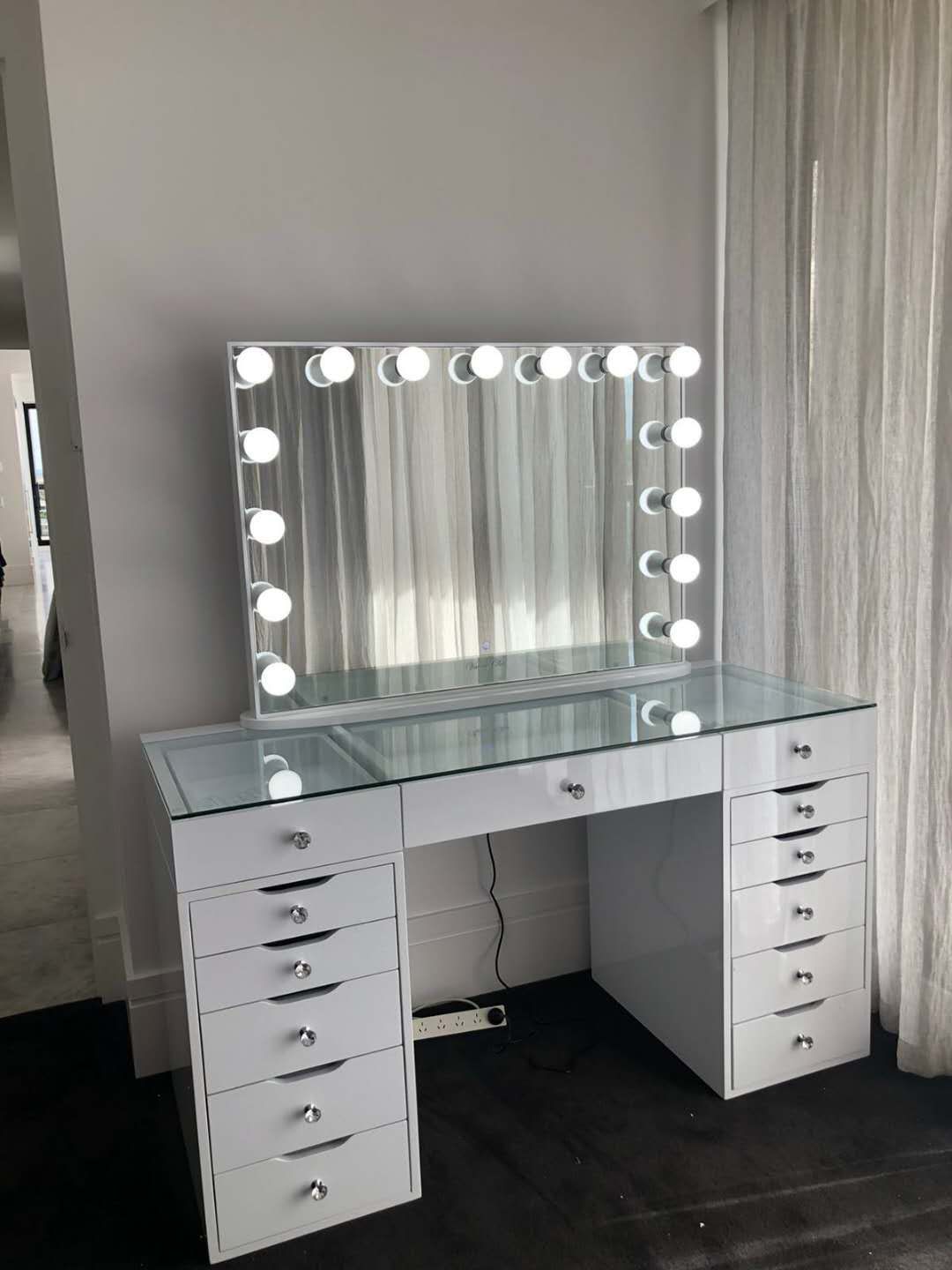 HIGH QUALITY - AVA ROSE Beauty Station (Clear Glass Top) + XL YSABEL Hollywood Makeup Mirror with Lights