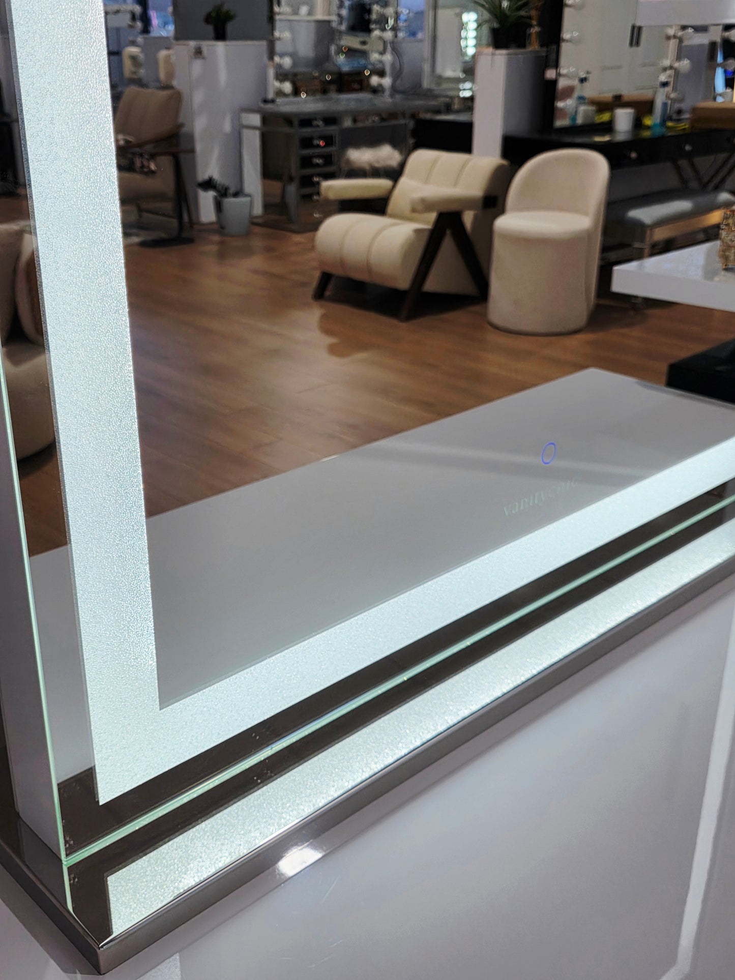 HIGH QUALITY - Sunday Rose Beauty Station + XL Crystal Makeup Mirror with Tri-Lighting