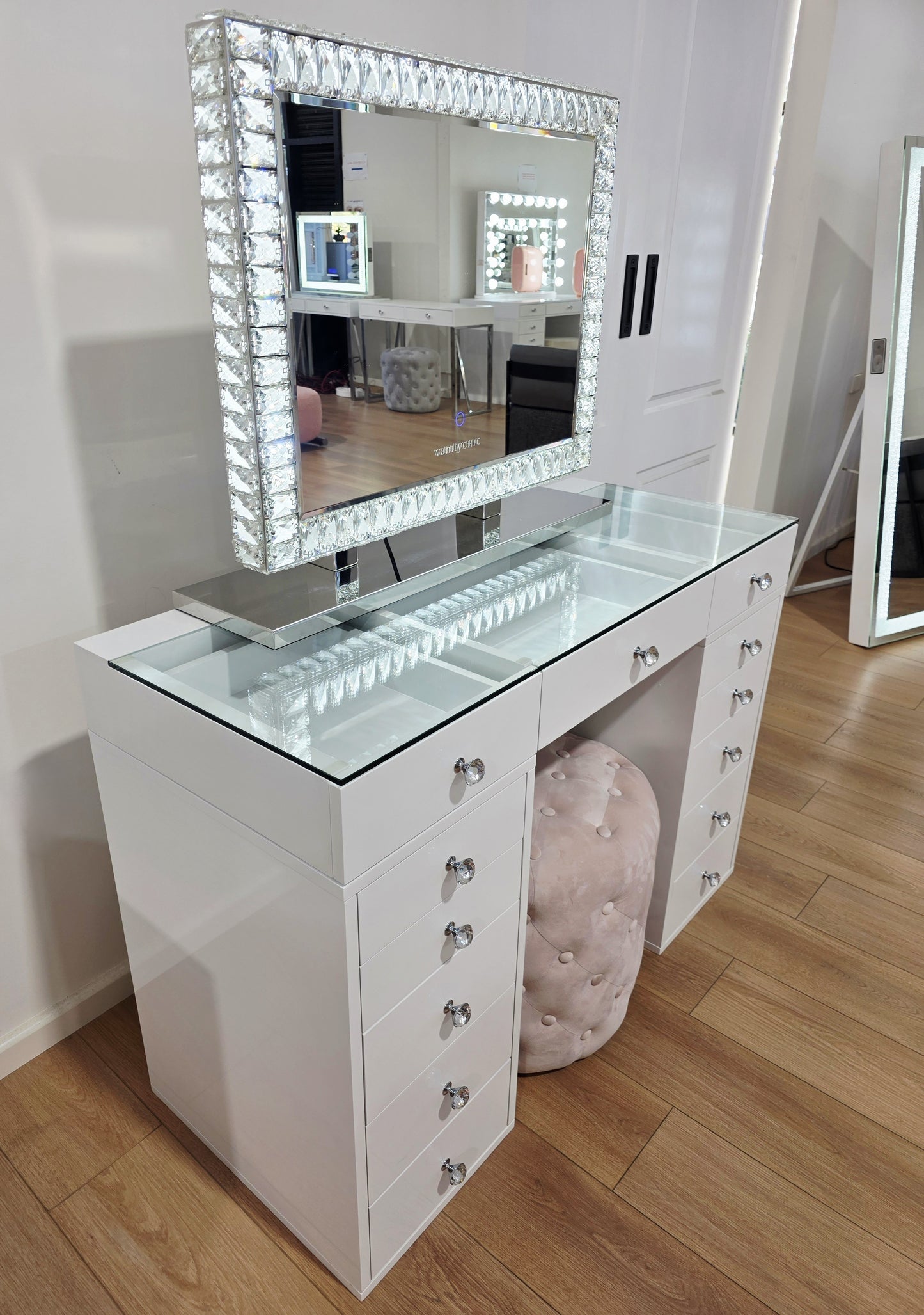 HIGH QUALITY - Mini Mila Rose Beauty Station + Large DiamondX Makeup Mirror with Tri-Lighting + Alexa Pink Ottoman