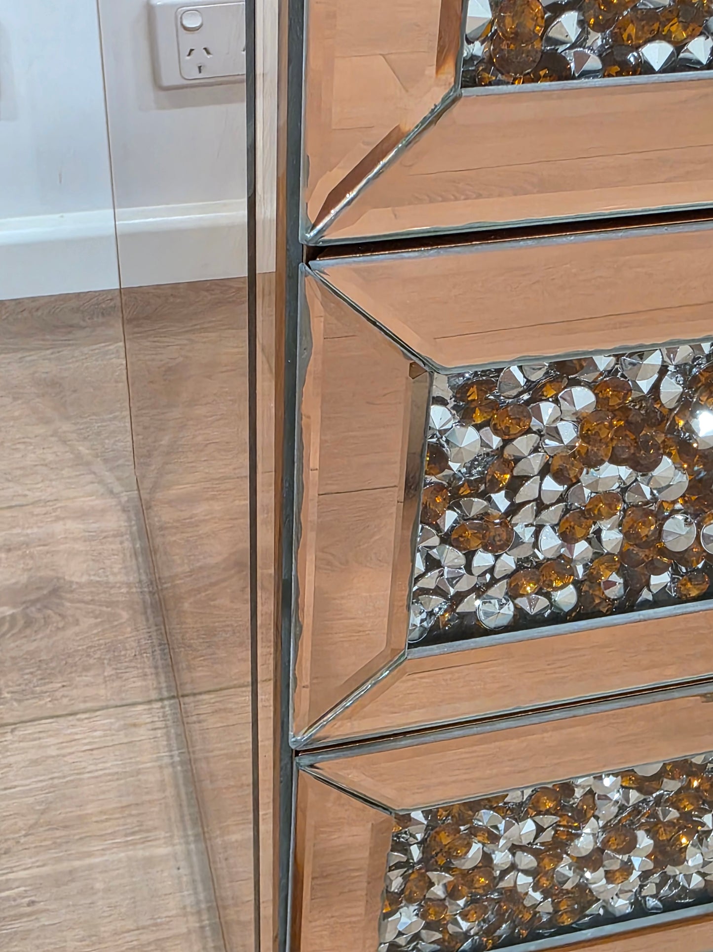 CLEARANCE - Rose Gold Crushed Diamond Style Mirrored Beauty Station