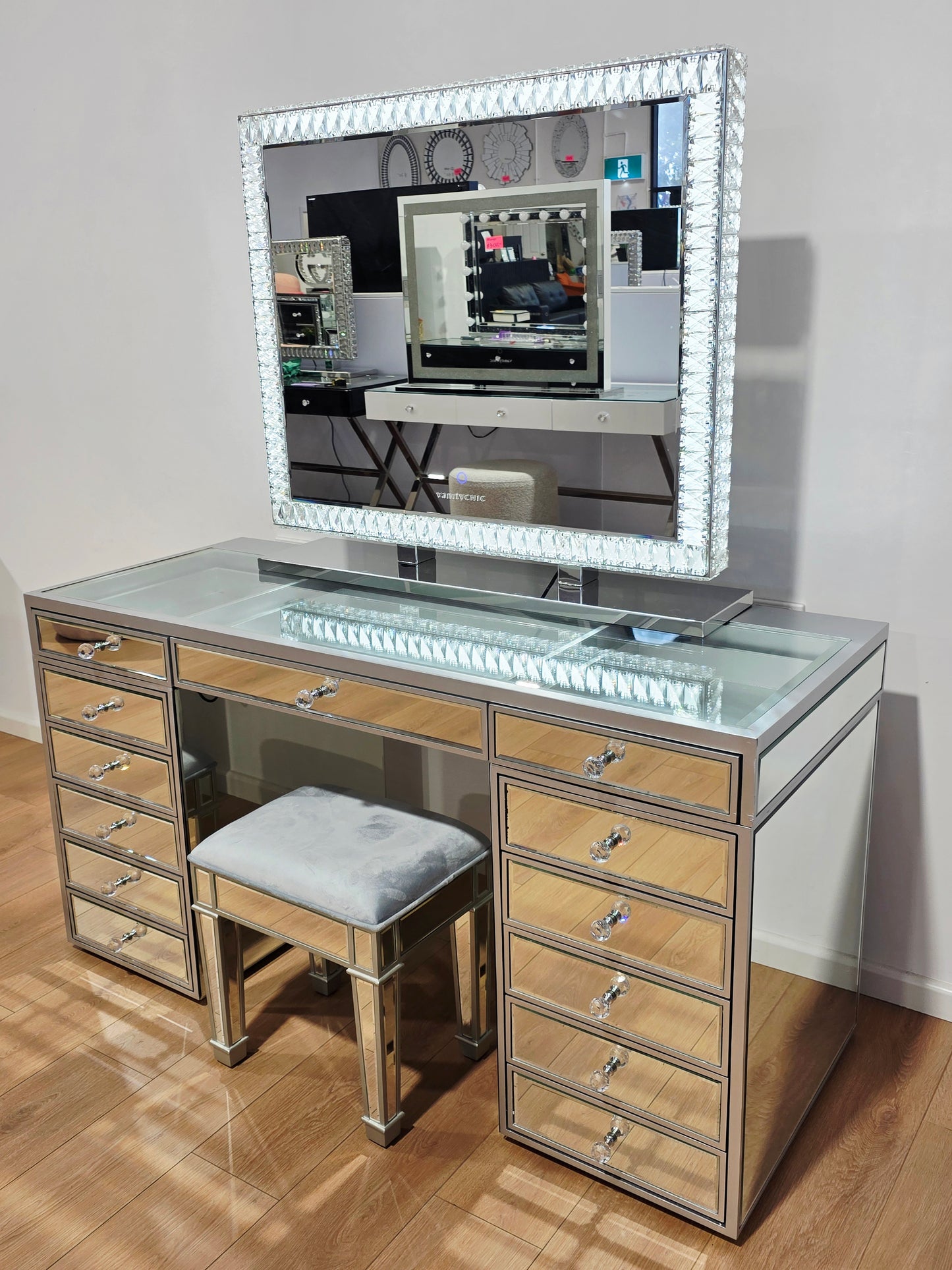 Package Sale: L150cm Mirrored Beauty Station with Clear Glass Top + XL DiamondX Makeup Mirror with Sensor Dimmer/Tri-Lighting + Mirrored Stool