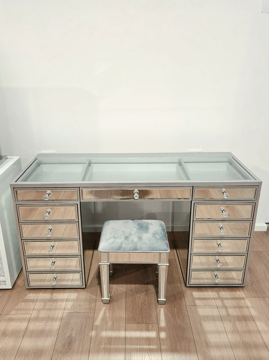 L150cm Mirrored Beauty Station with See Through Glass Top