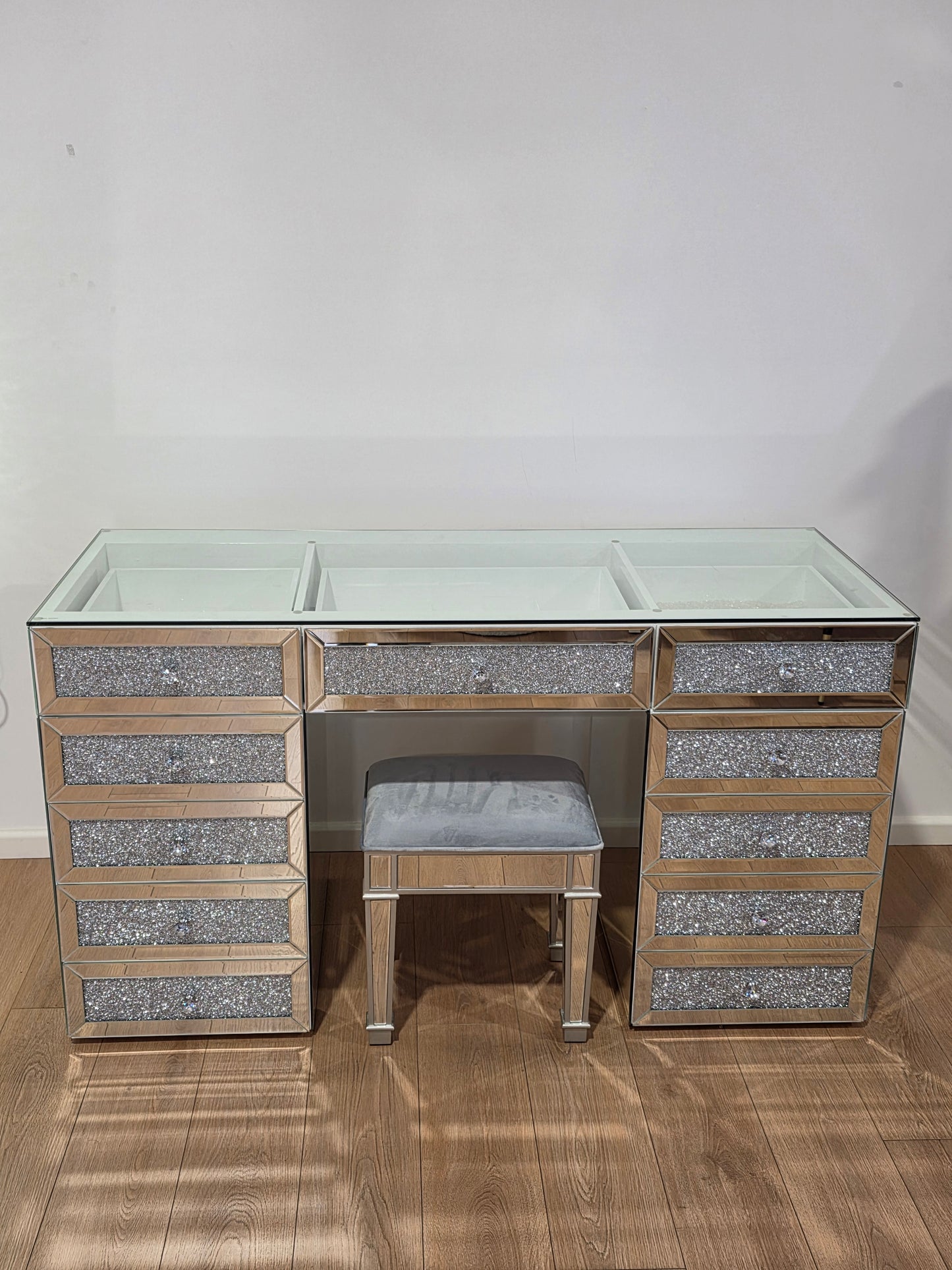 High Quality - L150cm Crushed Diamond Mirrored Table