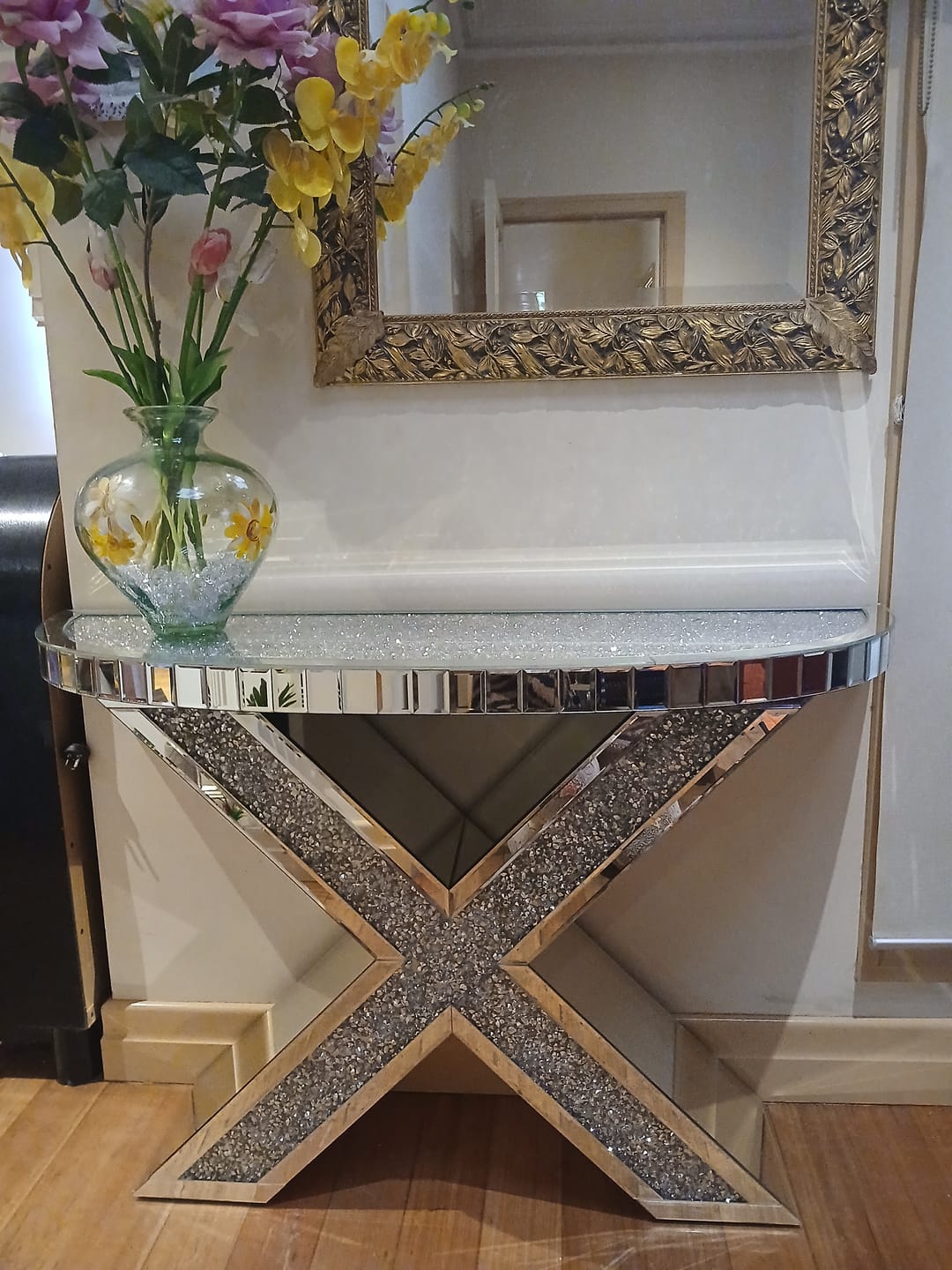 XENO Console / Hallway Table with Crushed Diamond