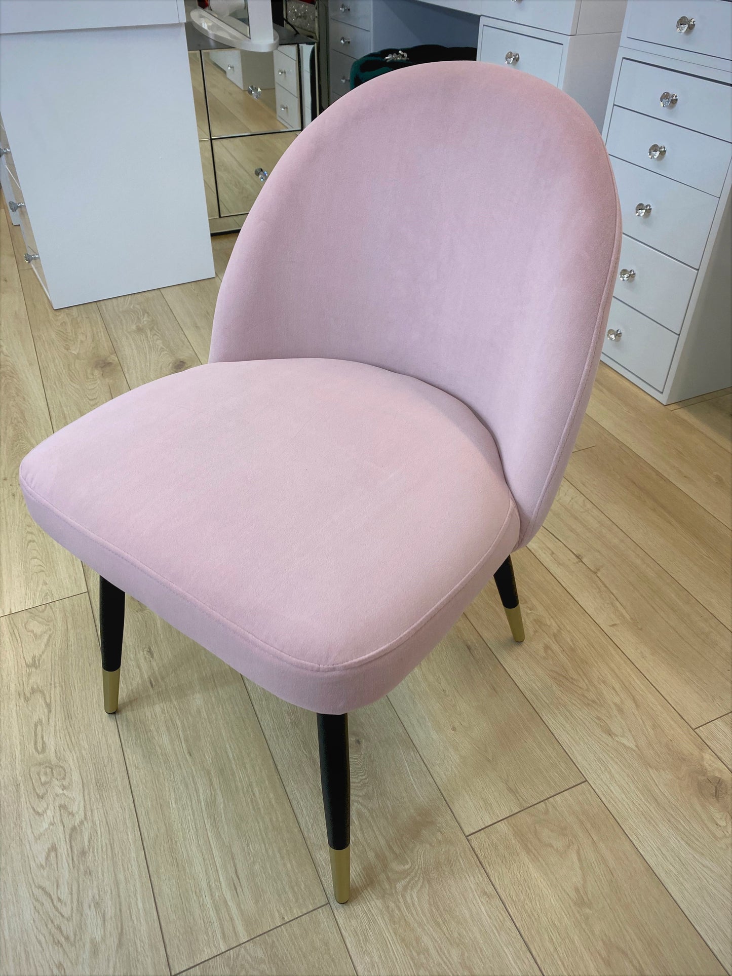 Velvet Makeup Vanity Chair - Pink
