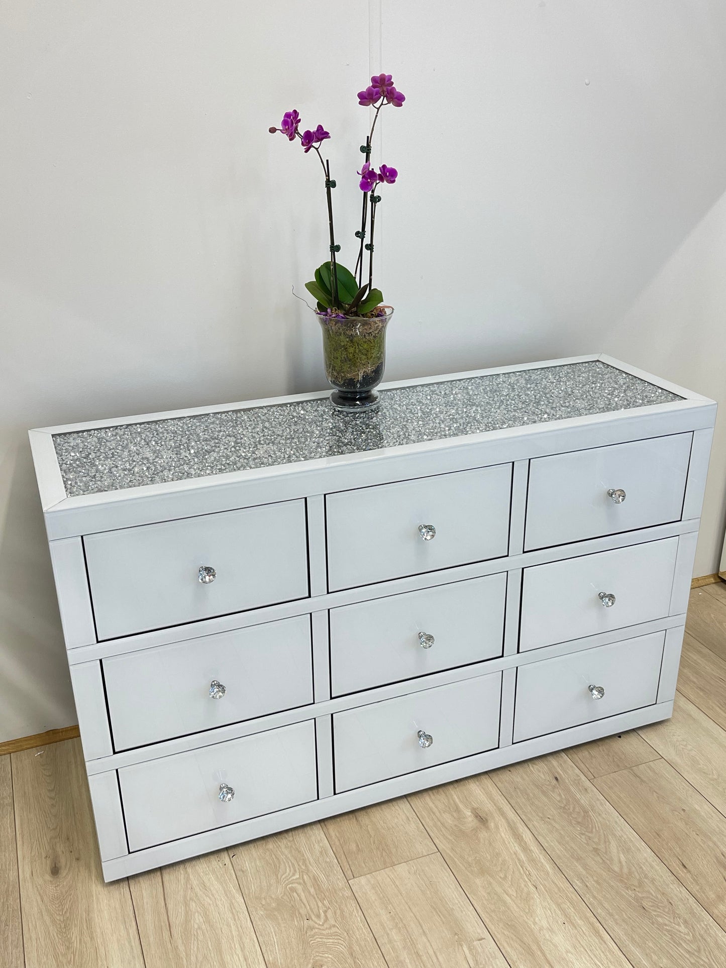 9 Drawers Mirrored Chest with Crystal Top - WHITE