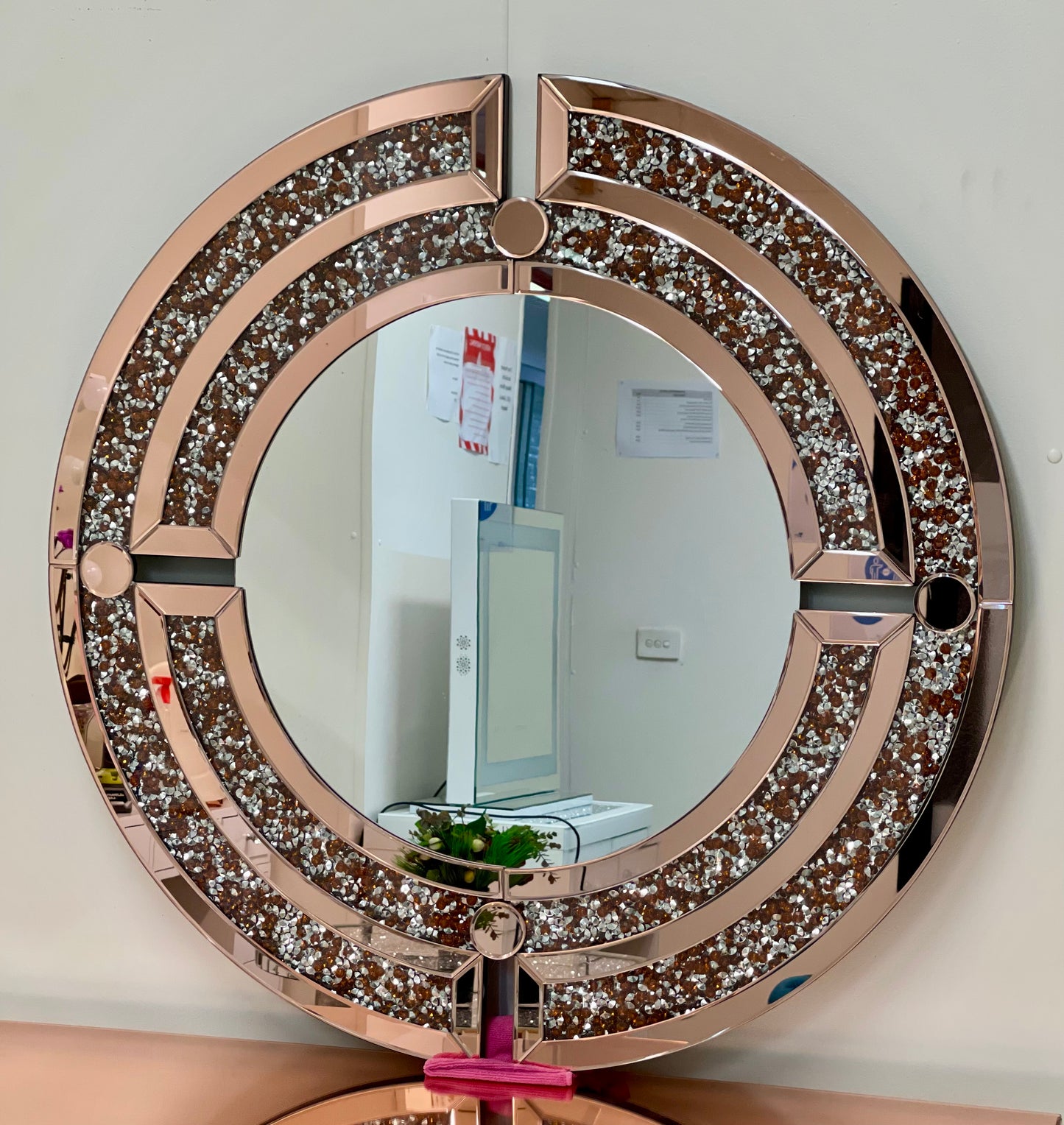 Round Wall Mirror with Crushed Diamonds